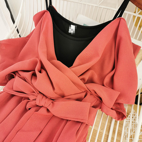 Kratki ženski kombinezon s trakom