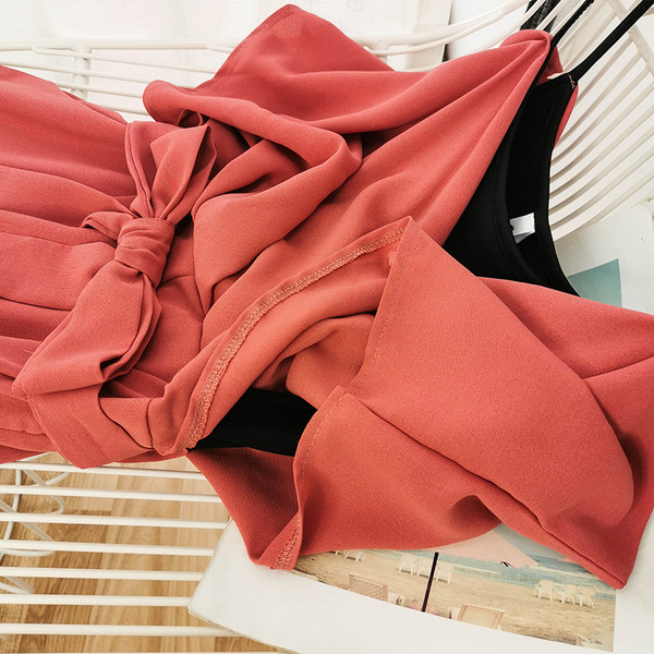 Kratki ženski kombinezon s trakom