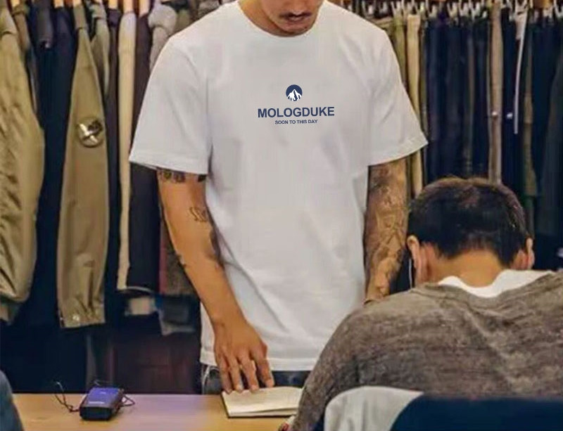 Tricou casual barbatesc cu imprimeu si maneci scurte