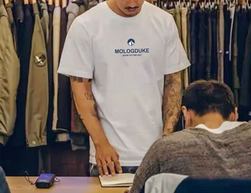 Tricou casual barbatesc cu imprimeu si maneci scurte