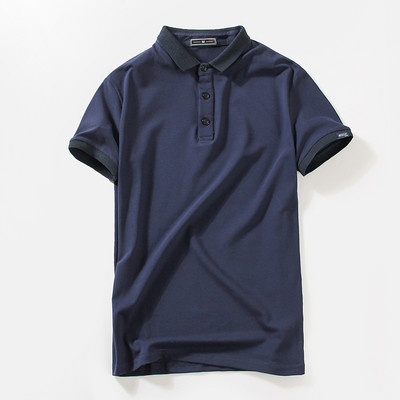 Ανδρική μπλούζα με κοντά μανίκια και κλασικό κολάρο