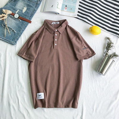 Tricou bărbătesc cu aplicație și mâneci scurte - mai multe modele