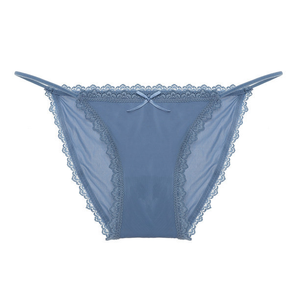 Γυναικείο στριγκ απλό μοντέλο με κορδέλα