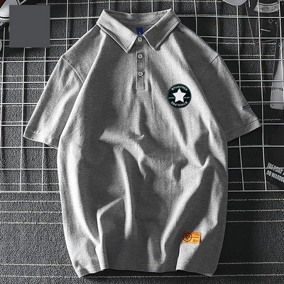 Καλοκαιρινή μπλούζα με κλασικό κολάρο και έγχρωμη εκτύπωση