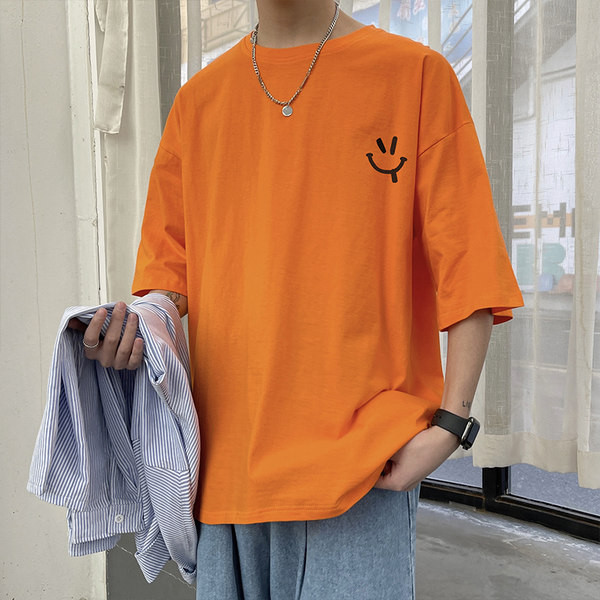 Muška majica s aplikacijom i kratkim rukavima