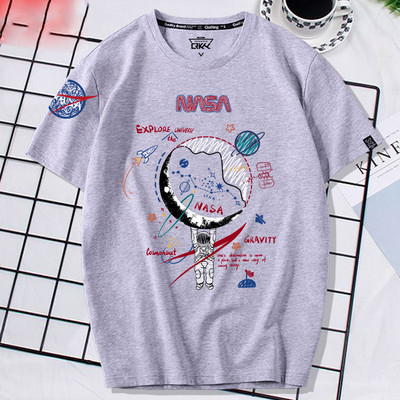 Ανδρικό μπλουζάκι με διάφορες εφαρμογές