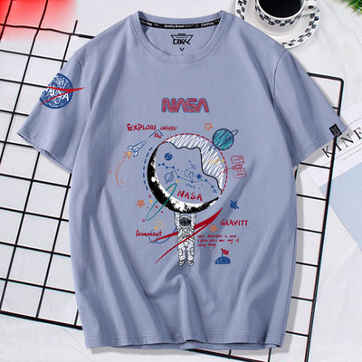 Ανδρικό μπλουζάκι με διάφορες εφαρμογές