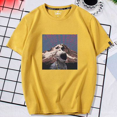 Ανδρικό μπλουζάκι με διάφορες εφαρμογές