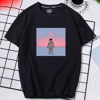 Ανδρικό μπλουζάκι με διάφορες εφαρμογές