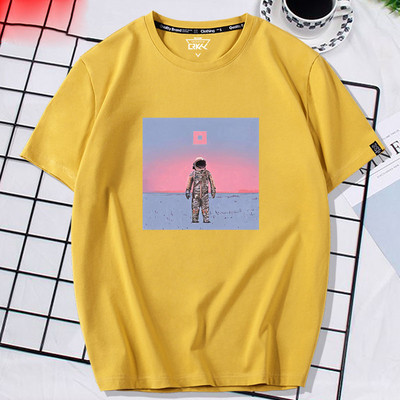 Ανδρικό μπλουζάκι με διάφορες εφαρμογές