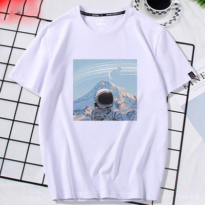 Ανδρικό μπλουζάκι με διάφορες εφαρμογές