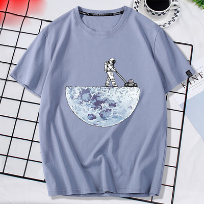 Ανδρικό μπλουζάκι με διάφορες εφαρμογές