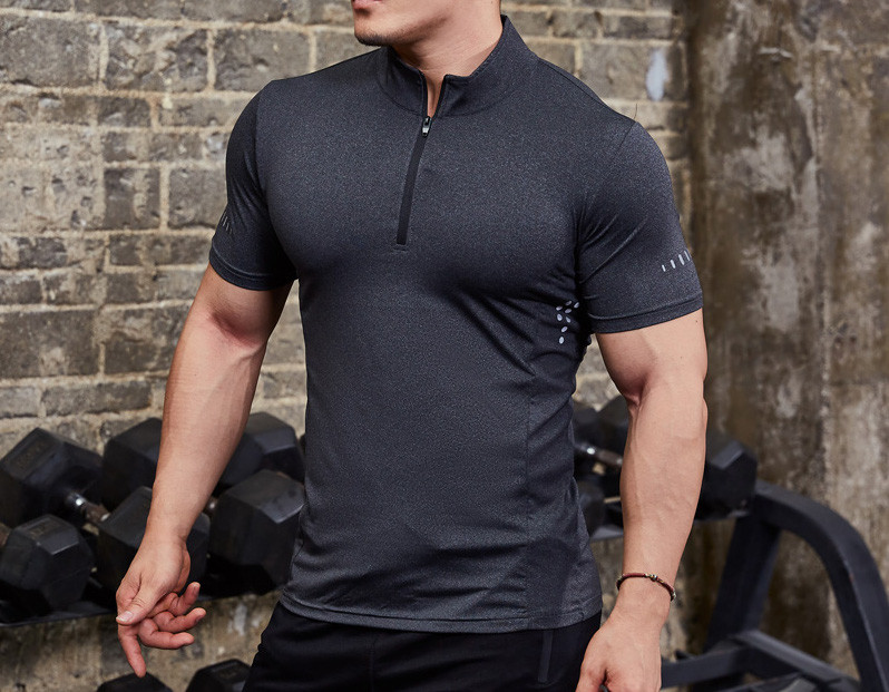 Vīriešu blūze ar īsām piedurknēm - divi modeļi