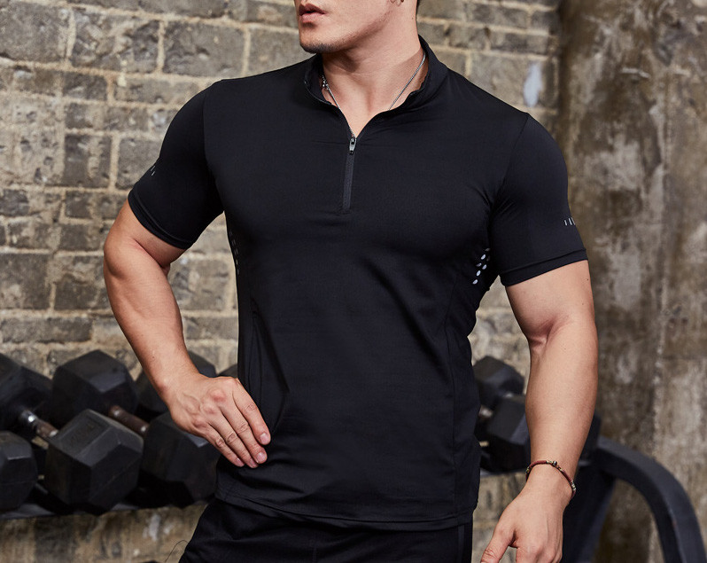 Vīriešu blūze ar īsām piedurknēm - divi modeļi