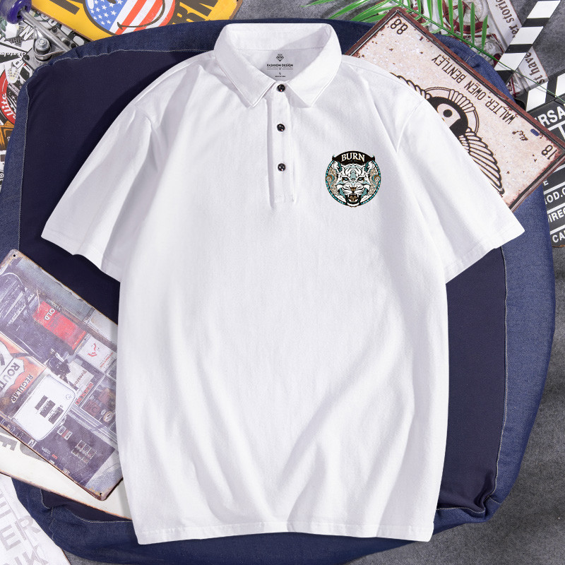 Ikdienas vīriešu blūze ar pogām un krāsainu izšuvumu