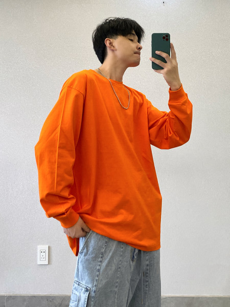 Novi model muške široke bluze sa ovalnim izrezom