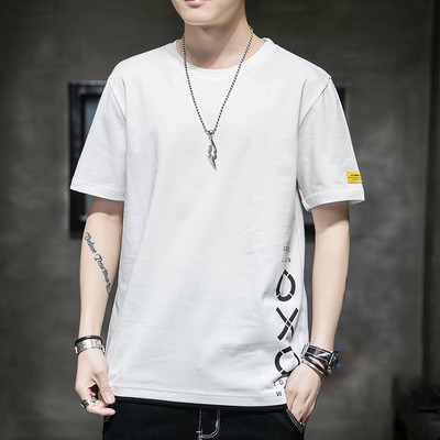 Ανδρικό μπλουζάκι απλό μοντέλο με οβάλ λαιμόκοψη