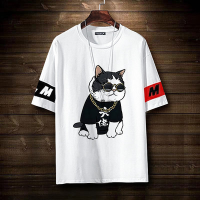 Tricou barbatesc cu decolteu rotund si aplicatie