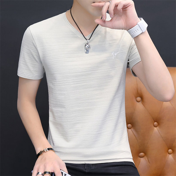 Tricou pentru bărbați cu mâneci scurte și decolteu spitz