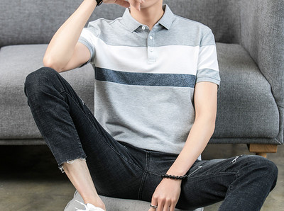 Tricou barbatesc cu nasturi si guler clasic