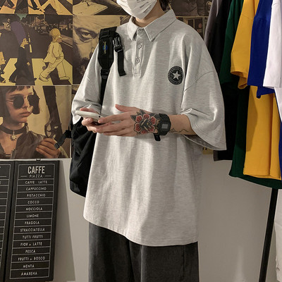 Bluza barbateasca model larg cu imprimeu si guler clasic