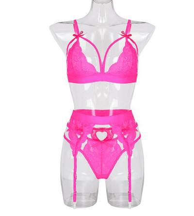 Κομψό γυναικείο σετ - στρινγκ και σουτιέν 