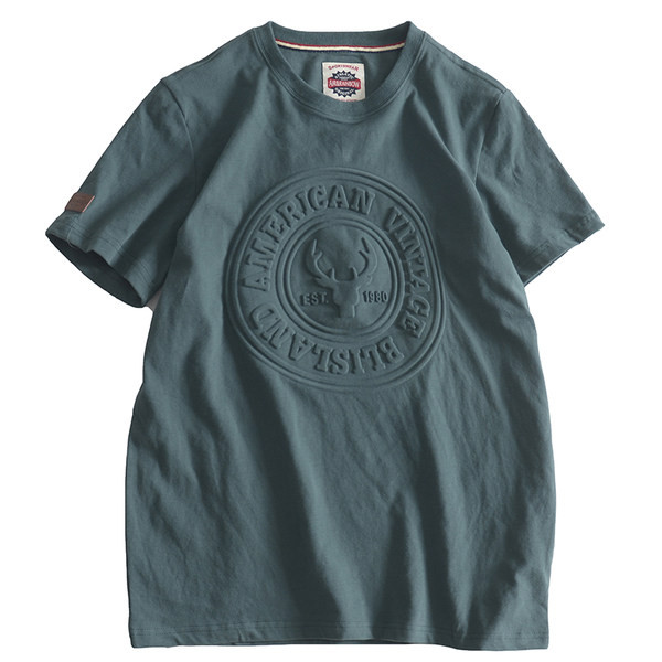 Tricou modern pentru bărbați cu emblemă și decolteu rotund