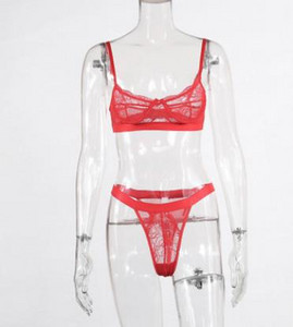 Κομψό γυναικείο σετ - στρινγκ και σουτιέν με δαντέλα