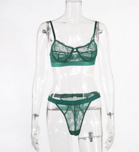 Κομψό γυναικείο σετ - στρινγκ και σουτιέν με δαντέλα
