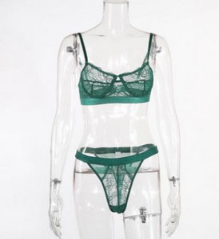 Κομψό γυναικείο σετ - στρινγκ και σουτιέν με δαντέλα