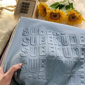 Tricou pentru bărbați cu inscripții și mâneci scurte