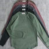 Novi model muške bluze sa okruglim izrezom i dugim rukavima