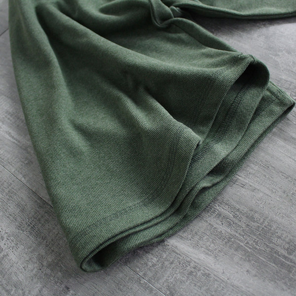 Novi model muške bluze sa okruglim izrezom i dugim rukavima