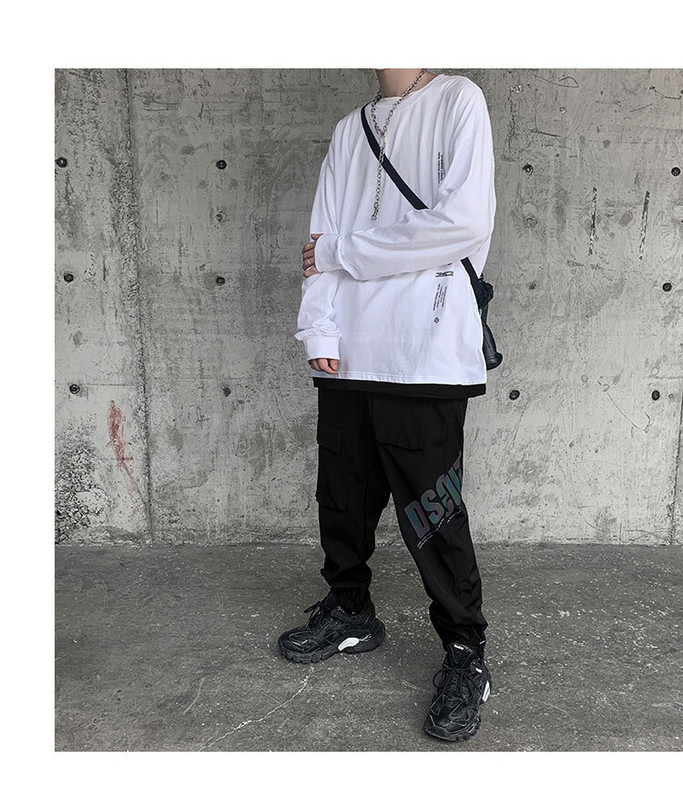 Bluză casual bărbătească cu aplicație și decolteu oval