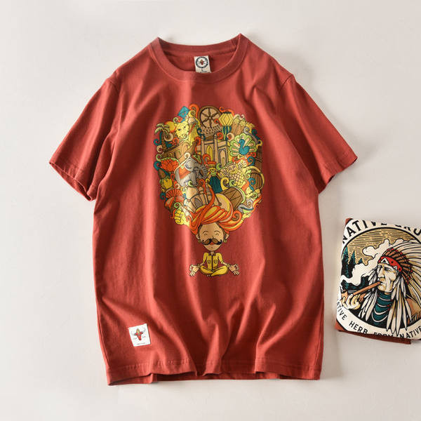 Tricou modern pentru bărbați cu decolteu oval și aplicație