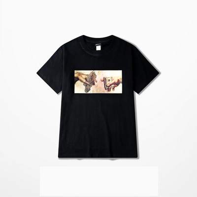 Novi model muške majice s printom i ovalnim izrezom