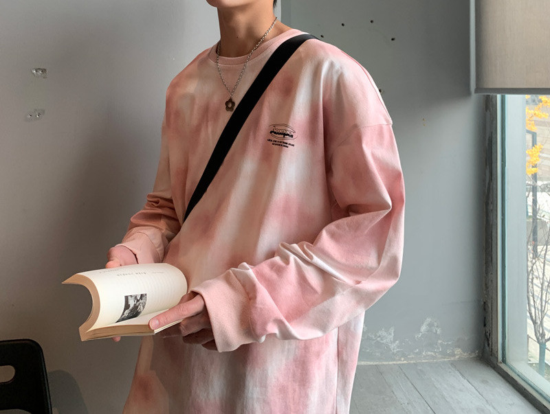 Bluză pentru bărbați cu mâneci lungi și decolteu oval