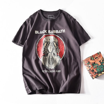 Tricou casual barbatesc cu aplicatie si decolteu oval