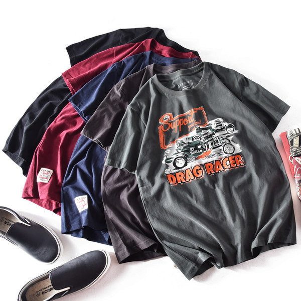 Tricou casual barbatesc cu aplicatie si decolteu oval