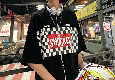 Tricou casual barbatesc cu decolteu oval