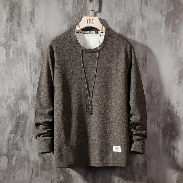 Bluză casual bărbătească cu decolteu oval și emblemă