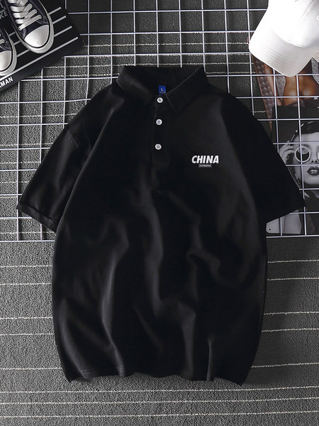 Bluză model larg cu mâneci scurte și inscripție