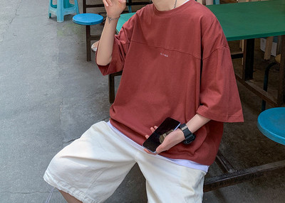 Tricou barbatesc model larg cu maneci 3/4