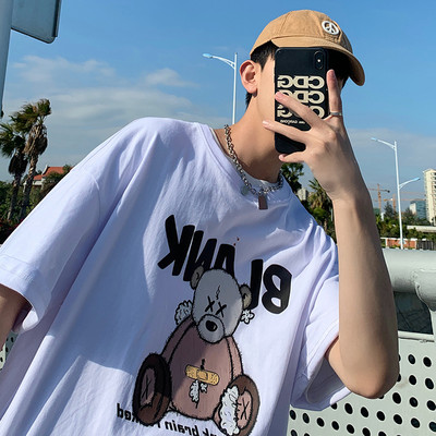 Bluză bărbătească modernă cu aplicație și mâneci scurte