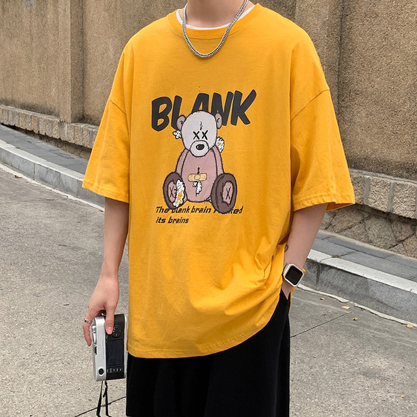 Bluză bărbătească modernă cu aplicație și mâneci scurte