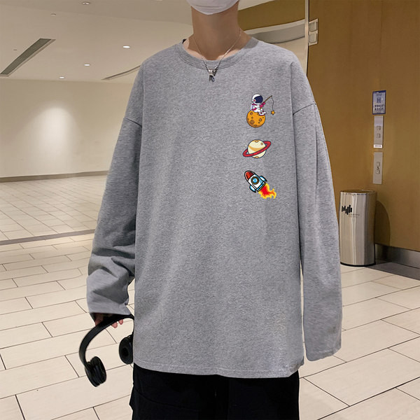 Bluză largi pentru bărbați, cu aplicație și mâneci lungi