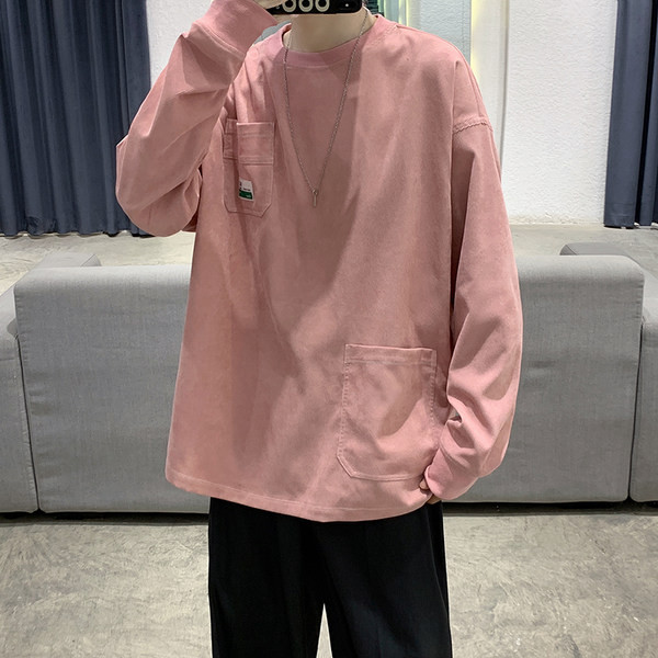 Bluza barbateasca model larg cu buzunare si decolteu rotund