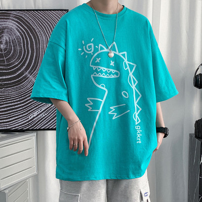 Tricou barbatesc cu imprimeu si decolteu oval - model larg