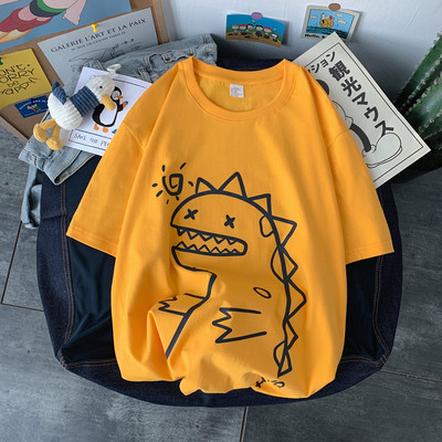 Tricou barbatesc cu imprimeu si decolteu oval - model larg