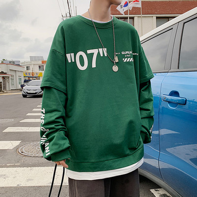 Bluză casual bărbătească cu decolteu rotund și aplicație